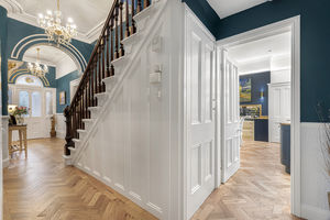 Photo 9- click for photo gallery